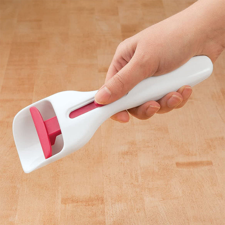 Non-stick Cupcake Dispensing Spoon | Bowlift