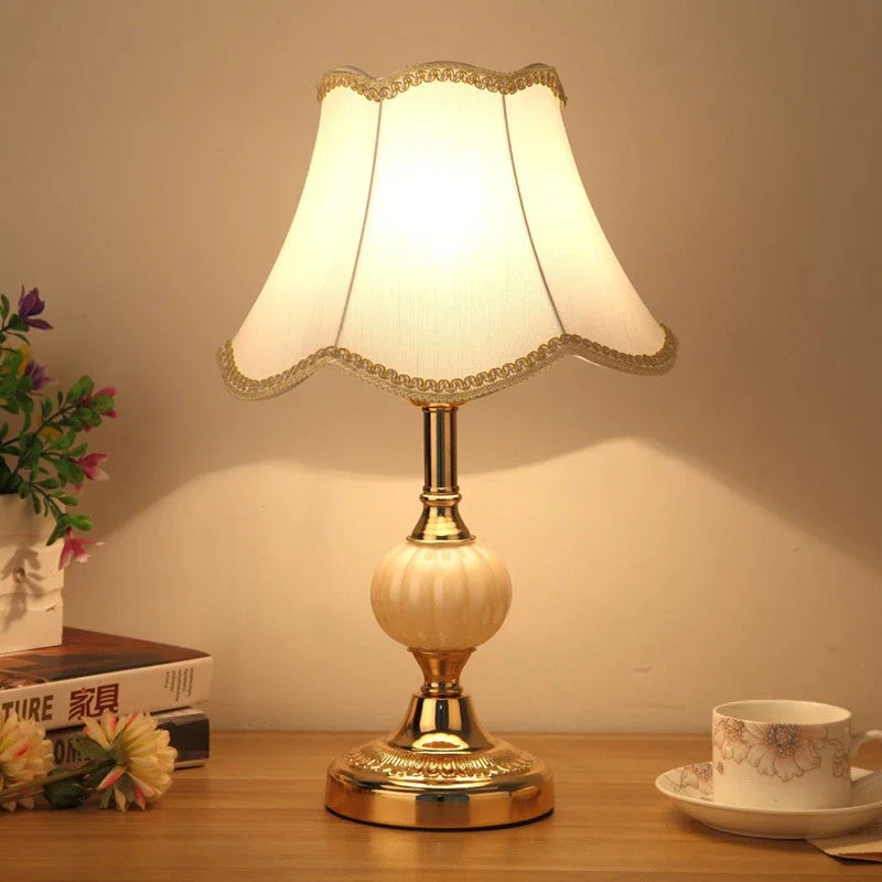 BowLift | Designer table lamp combining retro with Nordic minimalism