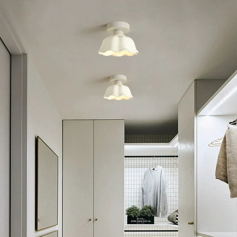 BowLift | GleamSphere - Elegant chandeliers made of ceramic and glass