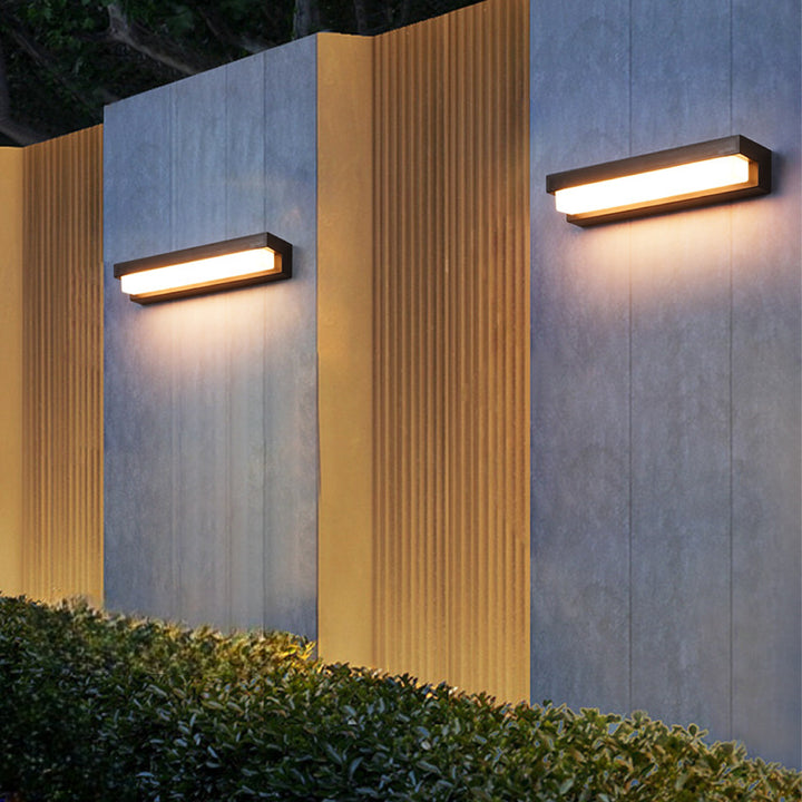 BowLift | Modern Outdoor LED Solar Wall Light – Eco-Friendly Wall Lighting for Garden and Terrace