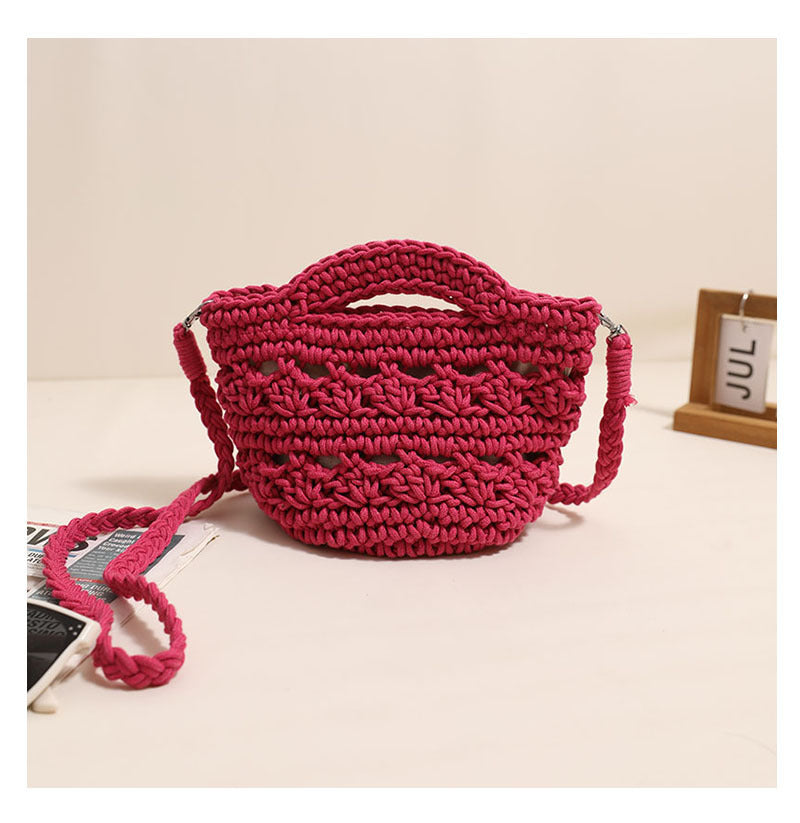 Playful macrame handbag with textured surface Bowlift