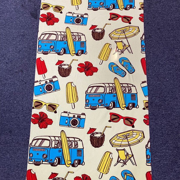 Beach towel with tropical flamingo design Bowlift