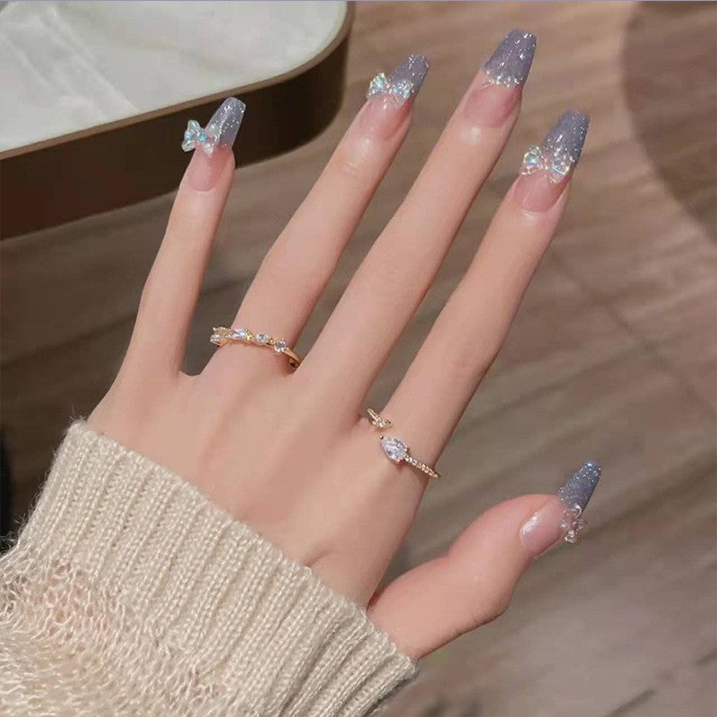 Artificial Glamorous Heart Nail Tips Bowlift
