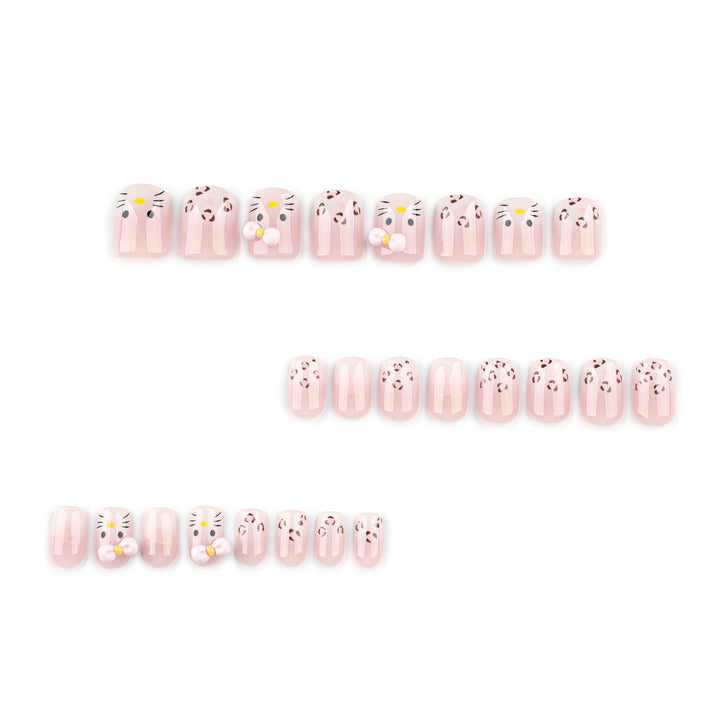 Artificial nail art with cute animal motifs Bowlift