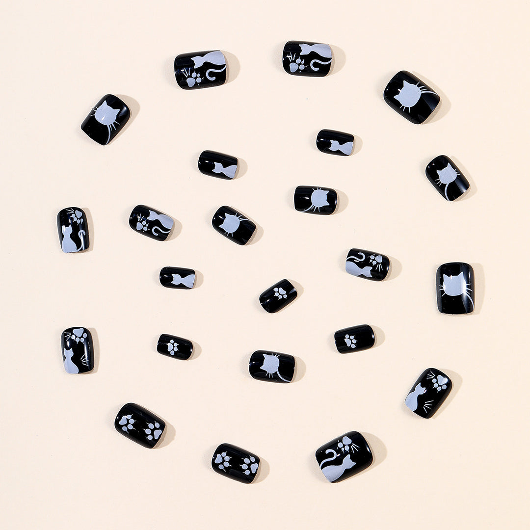 Cat-Themed Artistic Nail Art Extensions Bowlift
