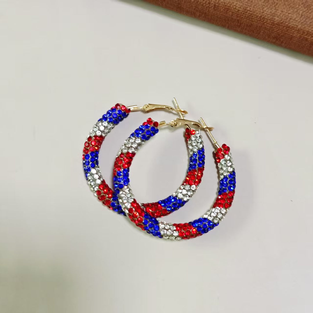 Ladies' large creoles with pavé rhinestone embellishment and clasp closure Bowlift