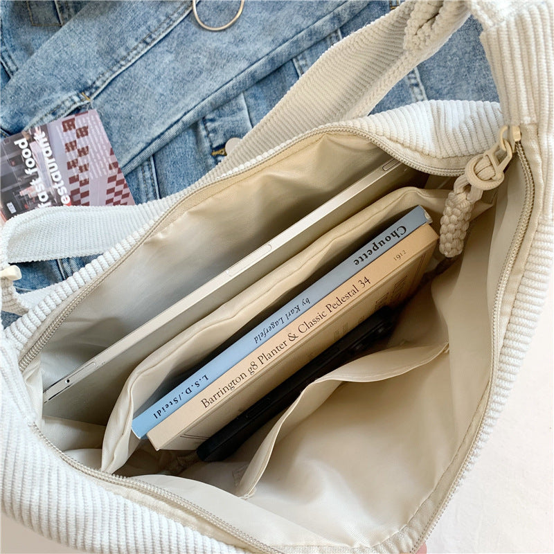 Shoulder bag with artistic fan design Bowlift