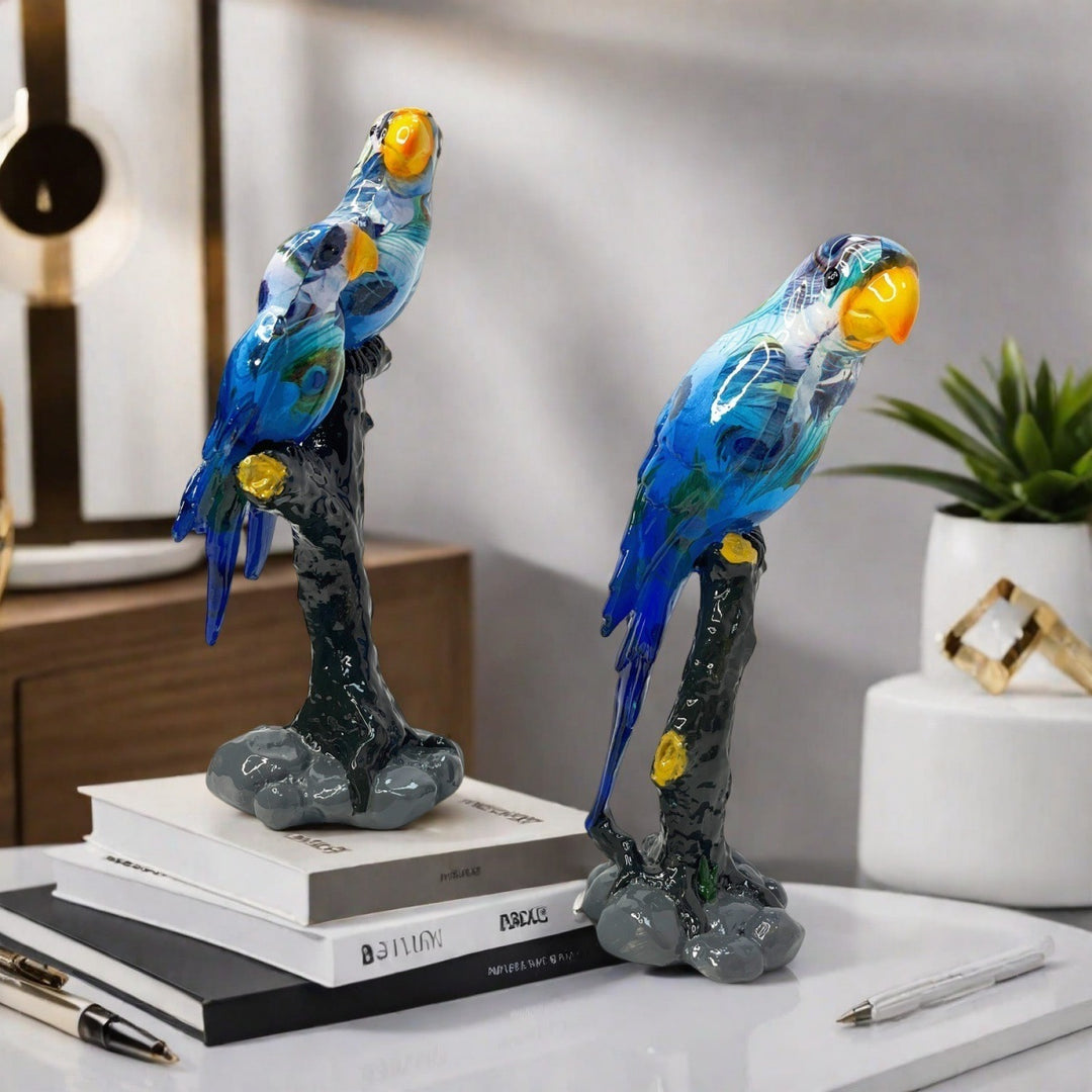 Artistic Parrot Sculpture Bowlift