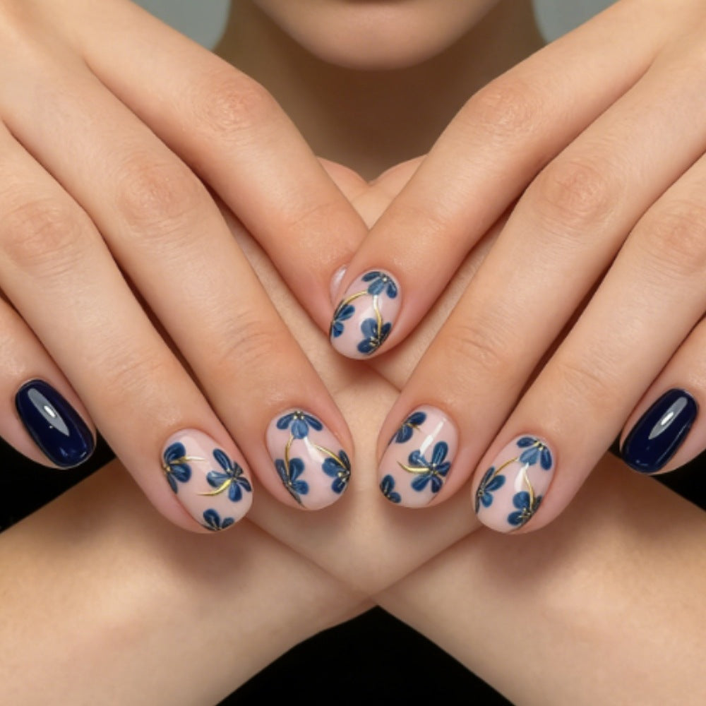 Artificial nails with elegant flower design Bowlift