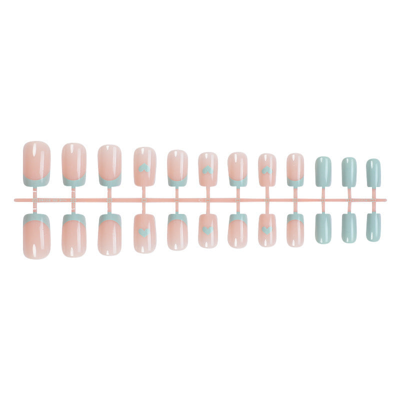 Heart-Accent Press-On Nail Set Bowlift