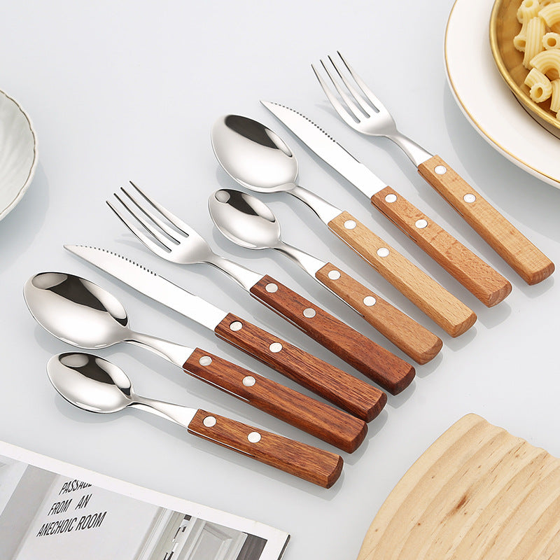 Dessert spoon with ergonomic wooden handle Bowlift