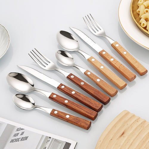 Dessert spoon with ergonomic wooden handle Bowlift