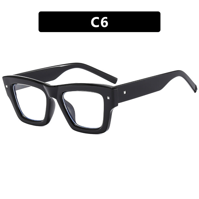 Ladies fashionable rectangular glasses with multifaceted design Bowlift