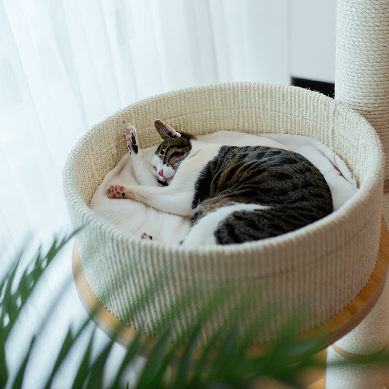 High-quality cat tree with multifunctional resting areas Bowlift