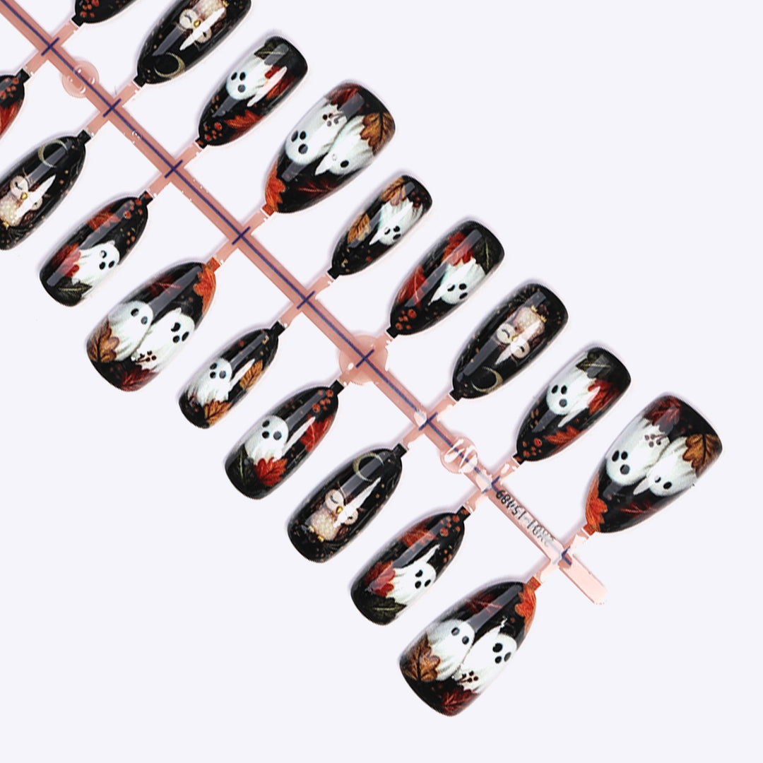 Creative nail art set with Halloween motif Bowlift
