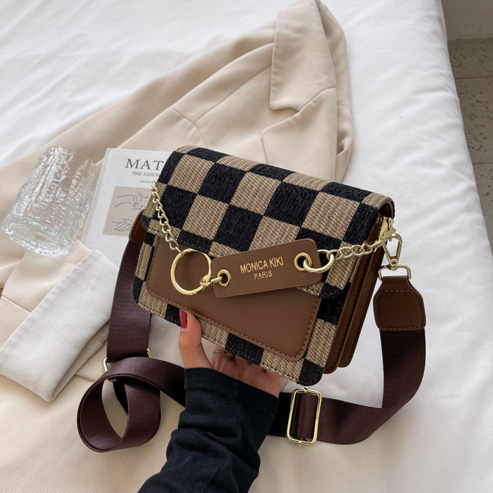 Fashion-Forward Checkered Crossbody Bag Bowlift