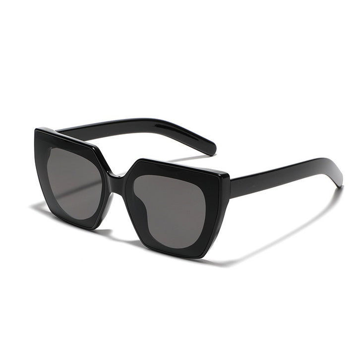 Women’s oversized square sunglasses with stylish design Bowlift