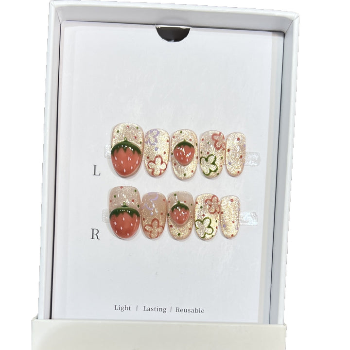 Artistic Strawberry-Themed Press-On Nail Set Bowlift