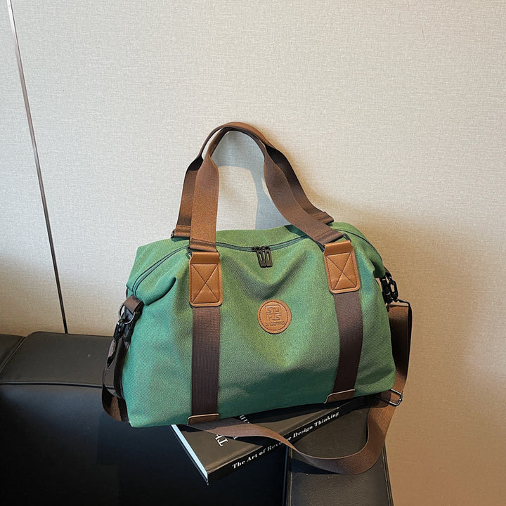 Sporty Duffel Bag With Multiple Compartments And Adjustable Shoulder Strap Bowlift