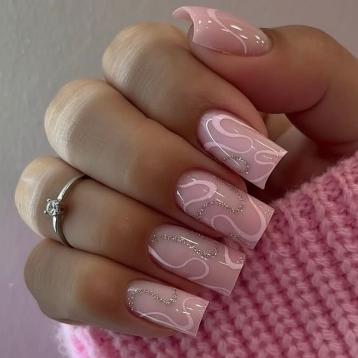 Artificial nail set with elegant 3D decorative lines and glitter accents Bowlift