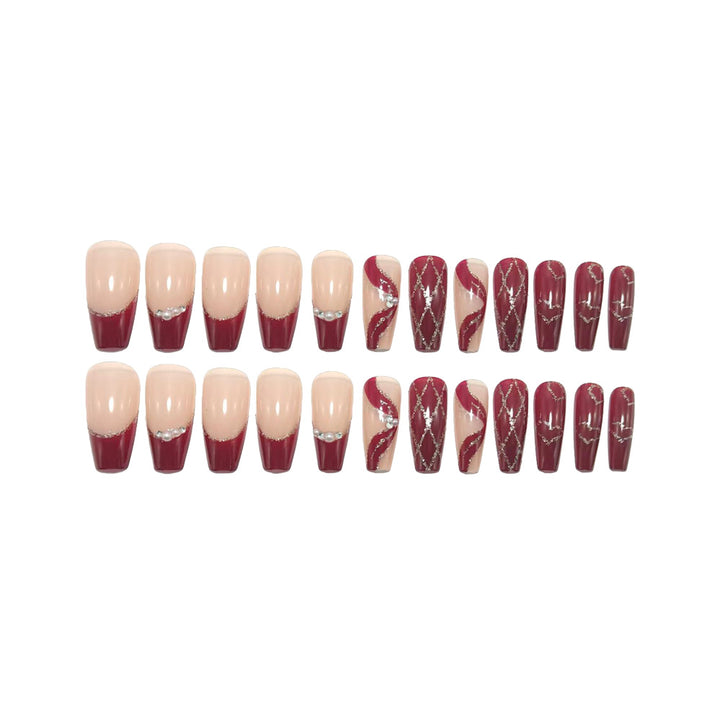 Artificial nails with elegant pearl and glitter decorations Bowlift