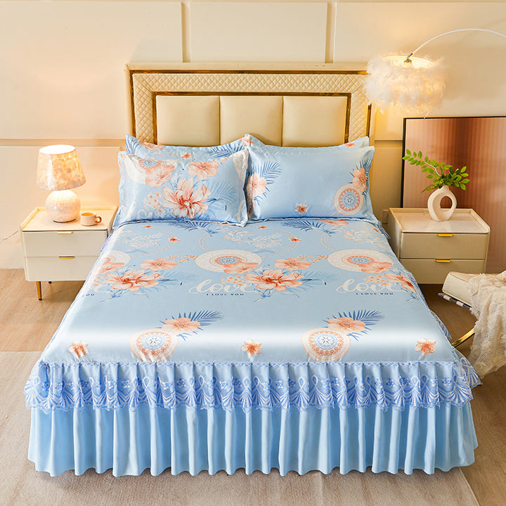 Ladies daybed cover with playful bear motif Bowlift