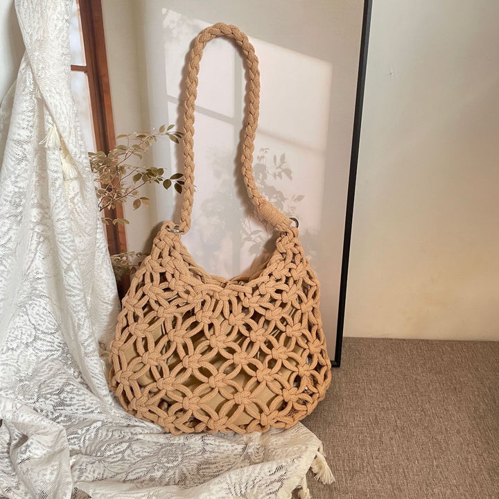 Hand-knotted Woven Shoulder Bag Bowlift
