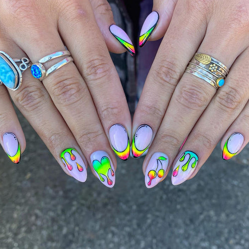 Artistic Abstract Nail Art Bowlift