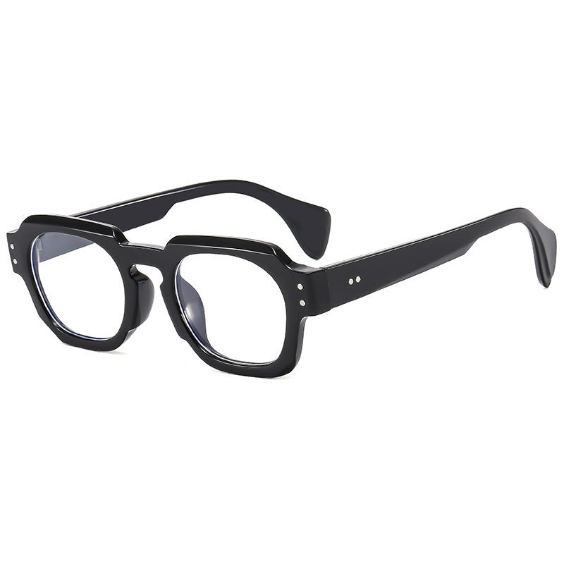 Ladies fashionable sunglasses in eye-catching tortoiseshell design Bowlift