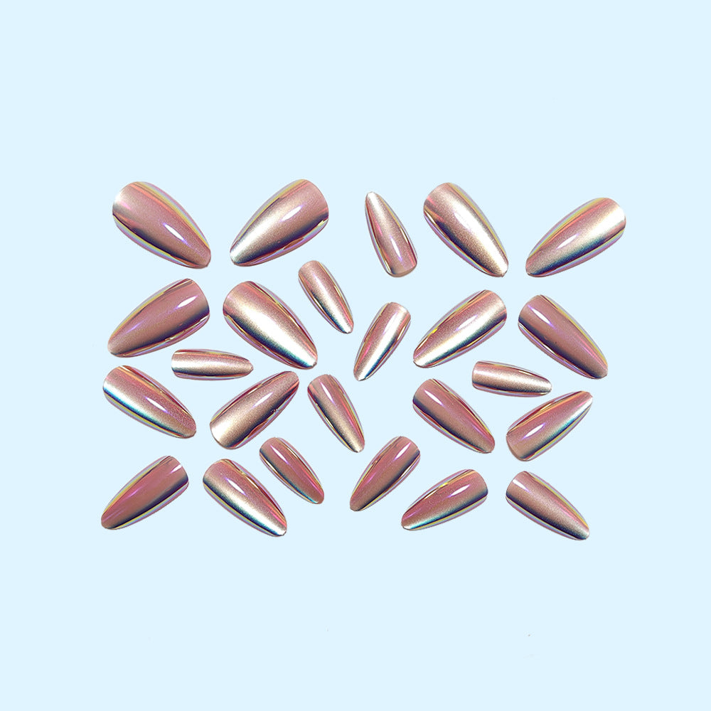 High-gloss artificial nails with elegant gradient Bowlift