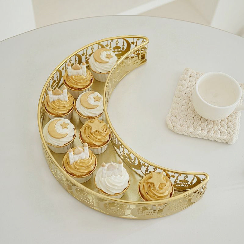 Elegant metal candle holder Bowlift