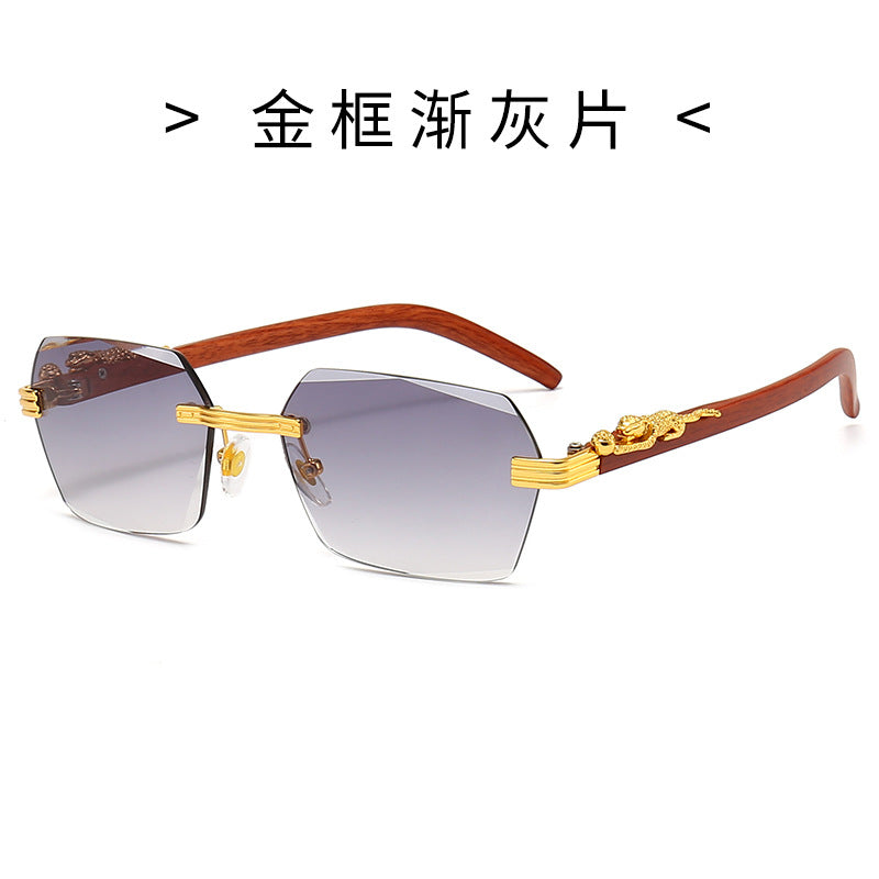 Ladies Designer Sunglasses with Artistic Wooden Frame and Elegant Glass Elements Bowlift