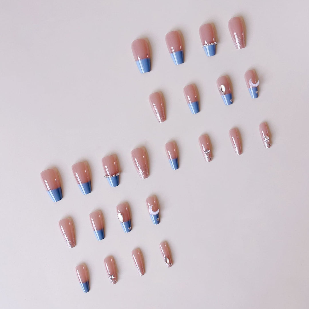 Artificial nail set with elegant 3D embellishments and glitter accents Bowlift