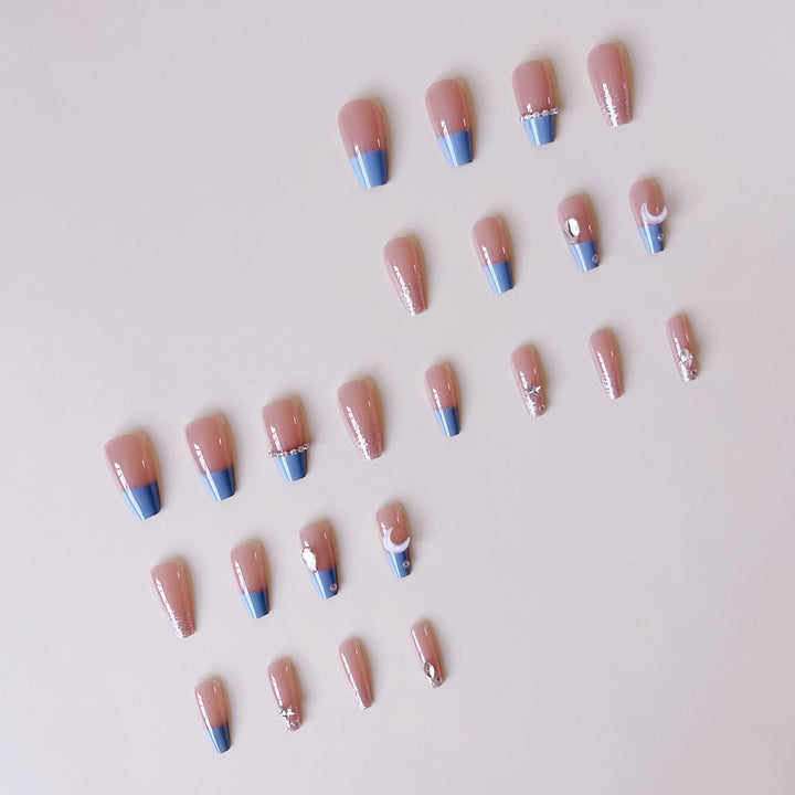 Artificial nail set with elegant 3D embellishments and glitter accents Bowlift