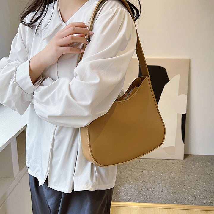 Chic Minimalist Crossbody Bag Bowlift