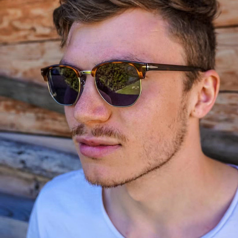Women's stylish sunglasses Bowlift
