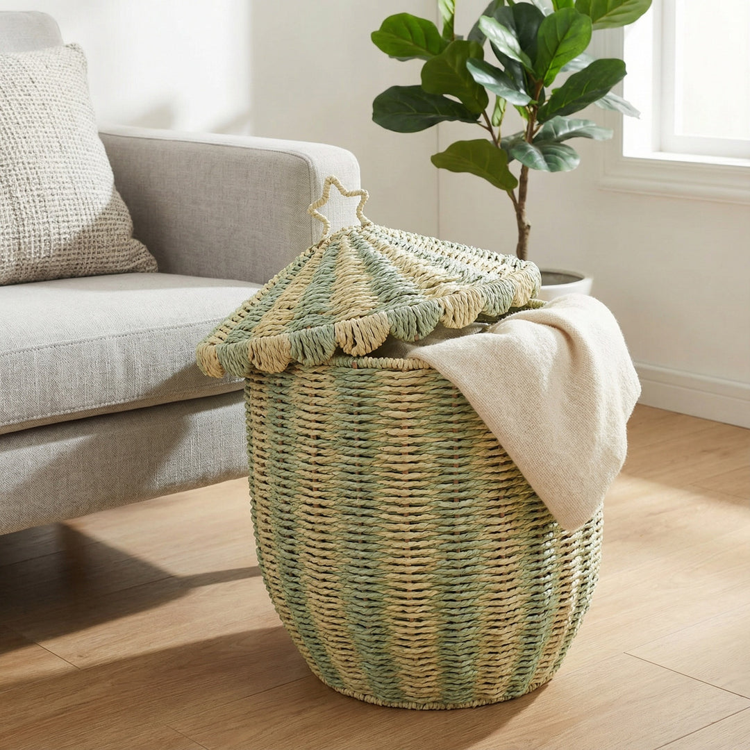 Basket with lid and decorative design Bowlift
