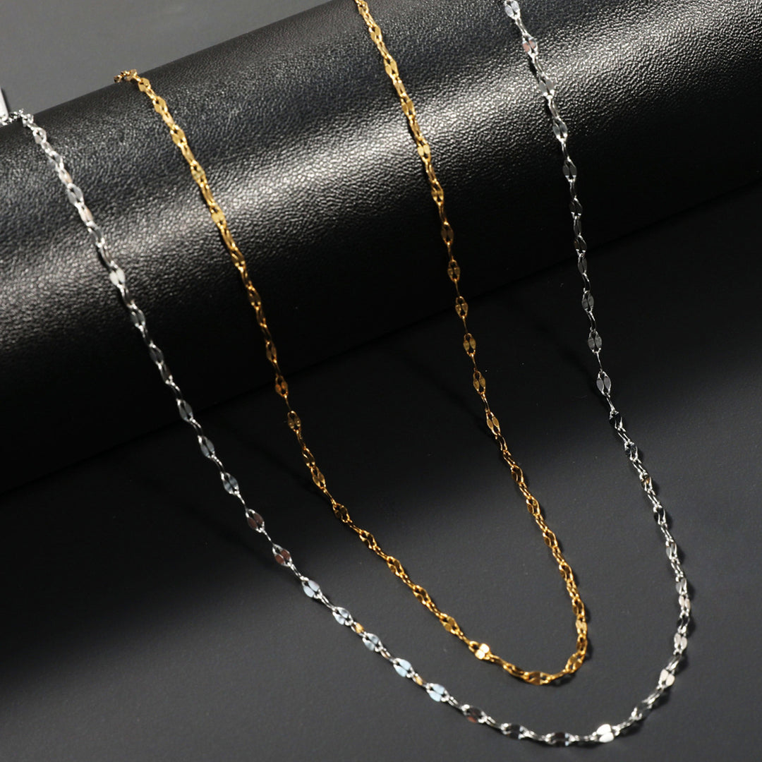 Elegant Interlaced Chain Necklace Bowlift