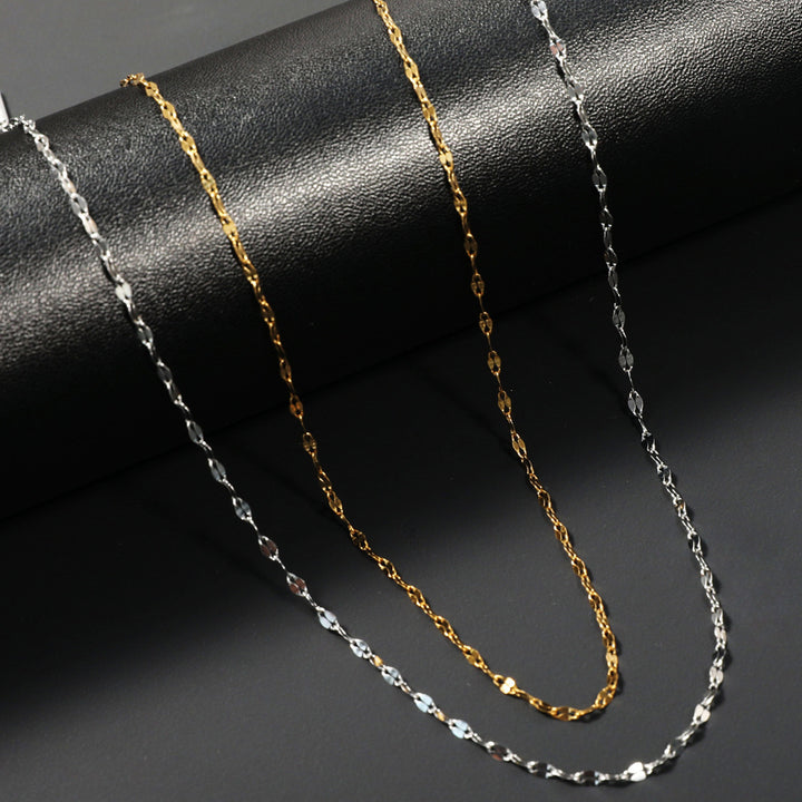 Elegant Interlaced Chain Necklace Bowlift