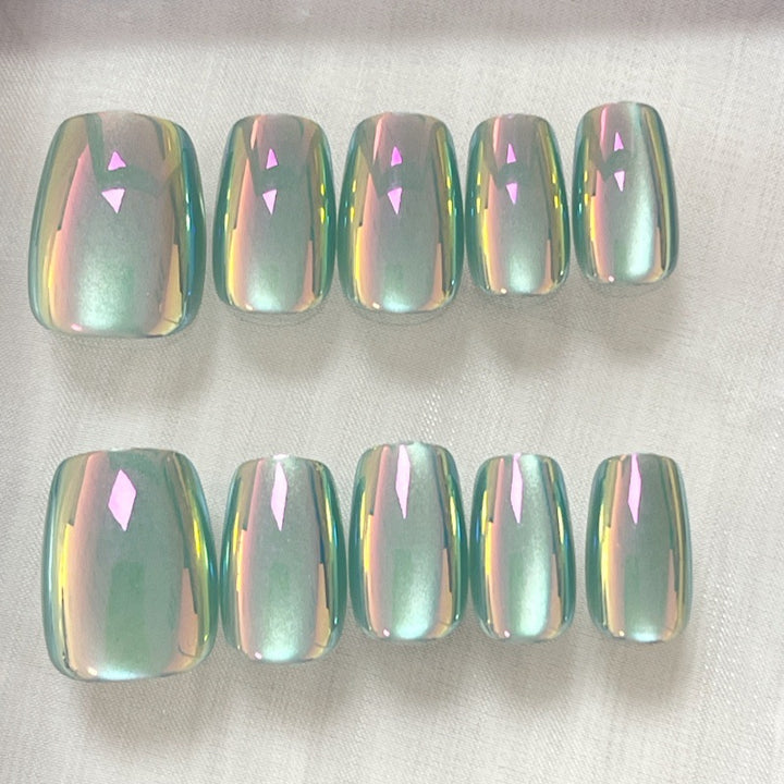 Iridescent Glossy Press-On Nail Set Bowlift