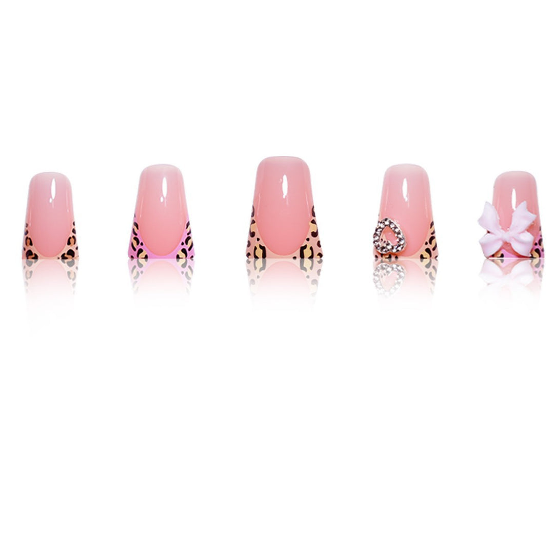 Decorative Thematic Press-On Nail Set Bowlift