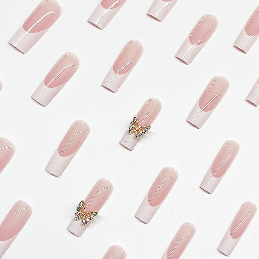 Elegant artificial nail set with butterfly accents Bowlift