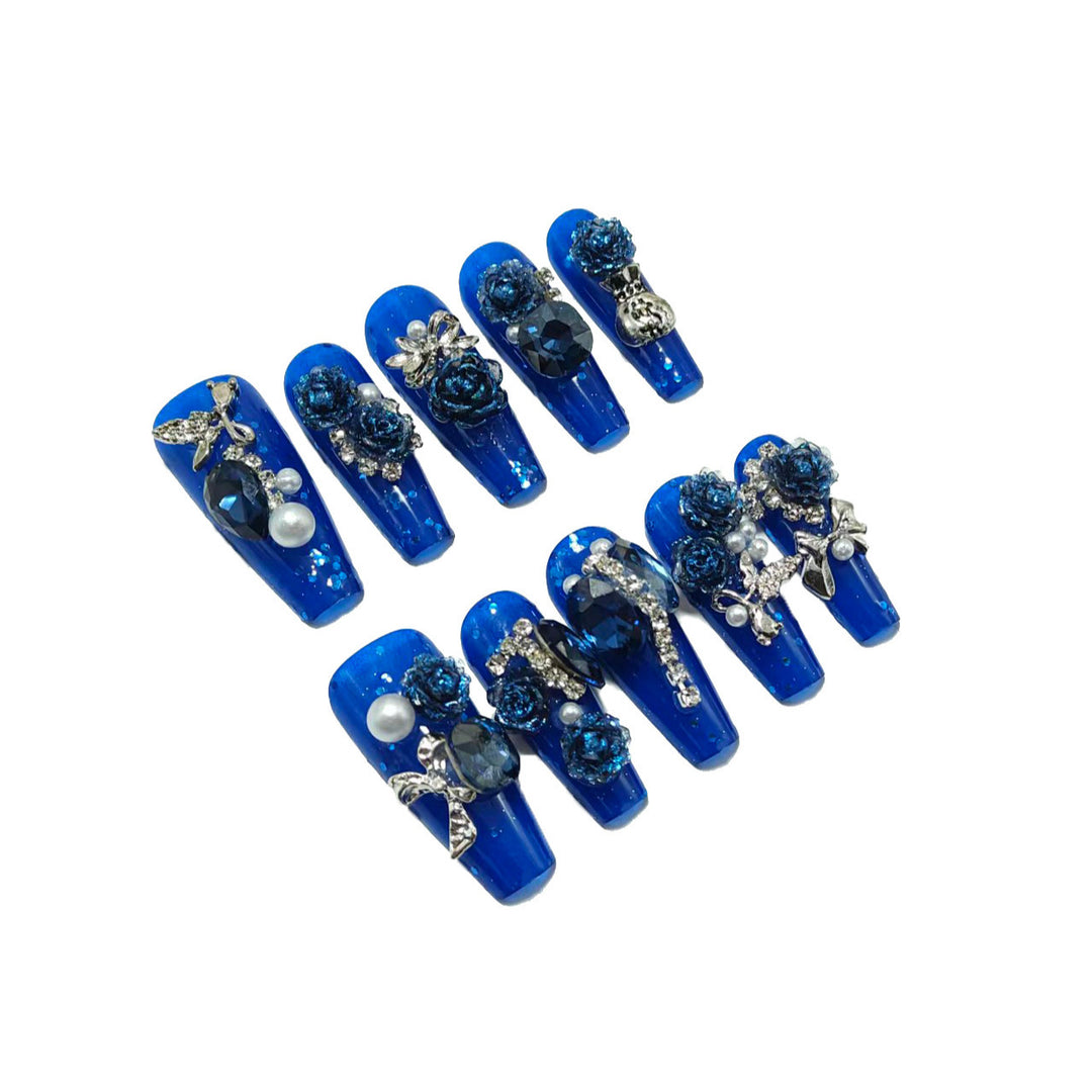 Glamorous artificial nails with floral decoration Bowlift