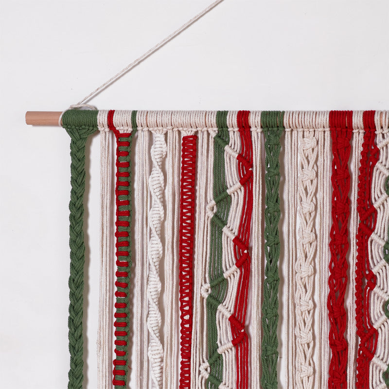 Wall hanging made of woven material Bowlift