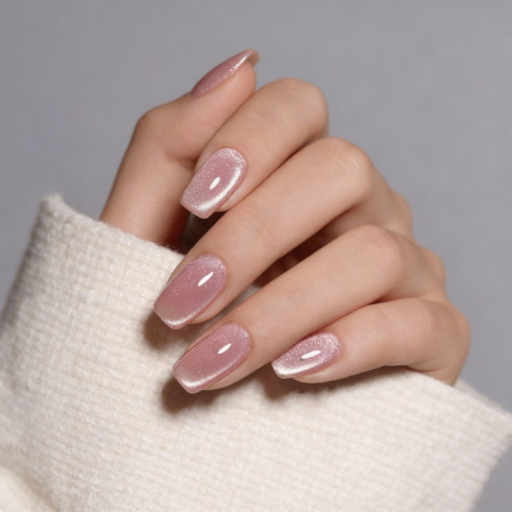 Artificial nails with elegant ombre effect Bowlift
