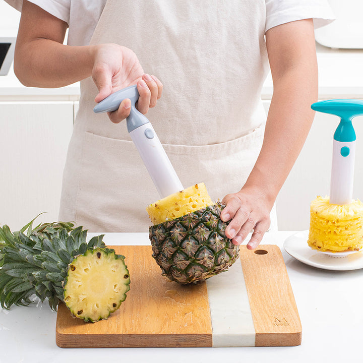 Ergonomic vegetable cutter with safety handle Bowlift