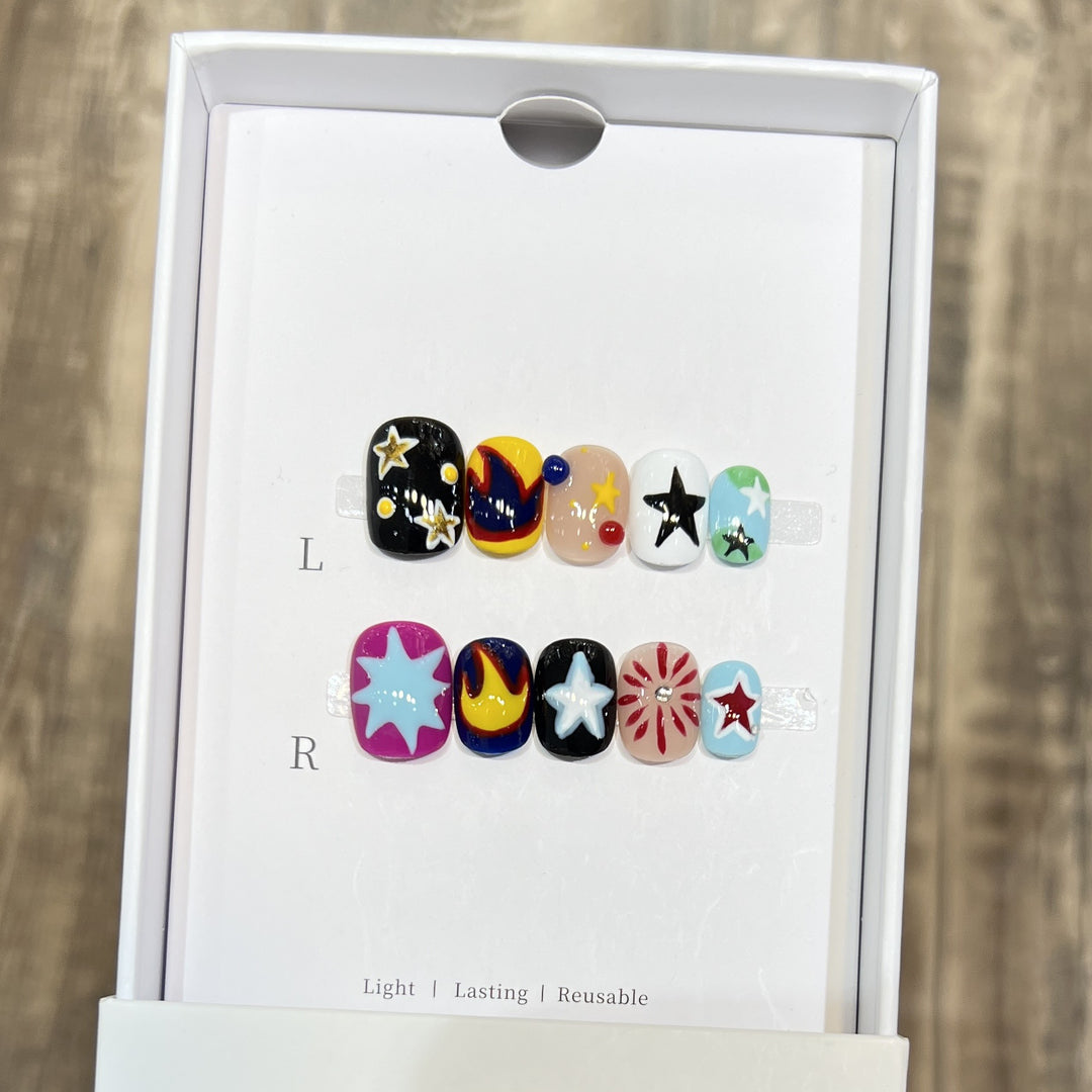 Cosmic-Themed Press-On Nail Art Set Bowlift