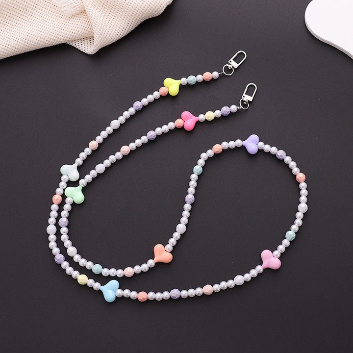 Elegant Pearl and Silver Necklace Bowlift