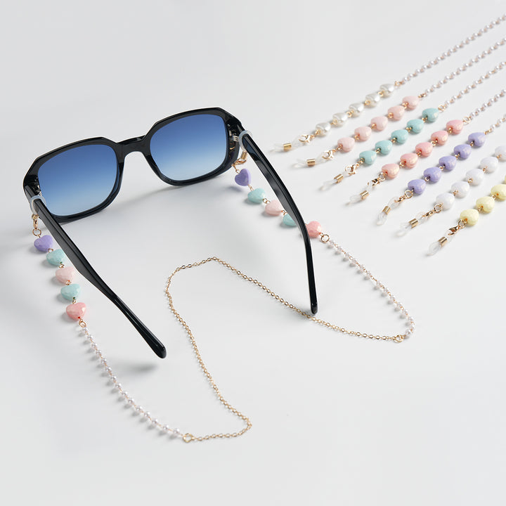 Heart-Shaped Beaded Eyewear Chain Bowlift