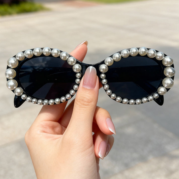 Decorative Pearl Frame Sunglasses Bowlift